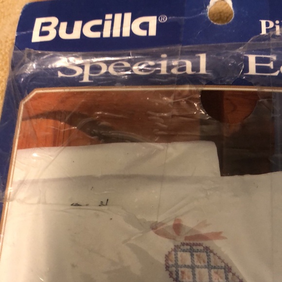 Bucilla Special Edition Pillowcase Pair Stamped for Cross Stitch-Quilted Hearts - Picture 3 of 7